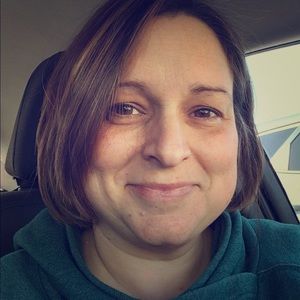 Meet your Posher, Elizabeth